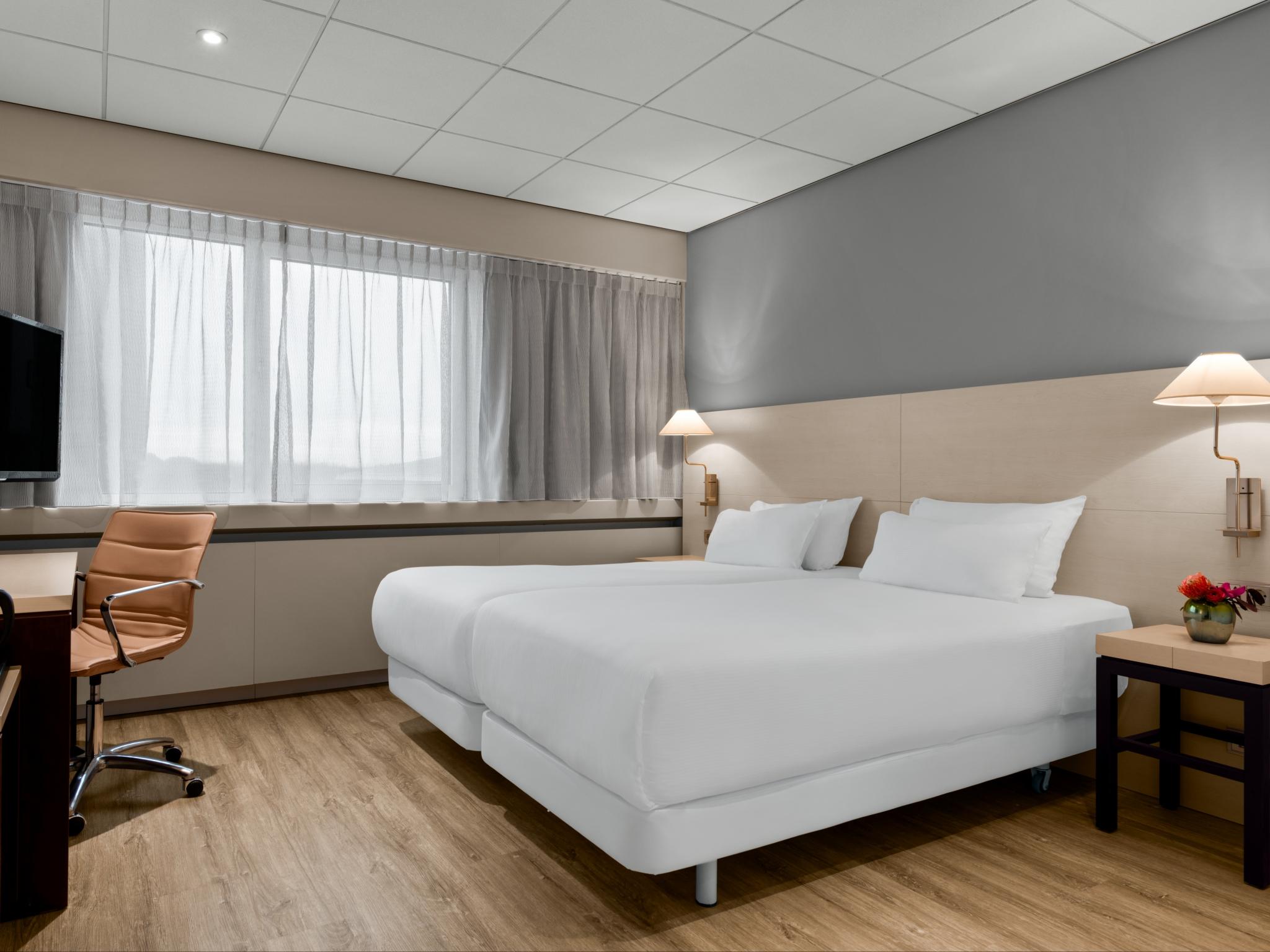 Nh Noordwijk Conference Centre Leeuwenhorst 4*
